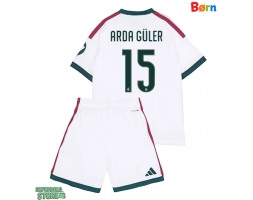 Real Madrid Arda Guler #15 Replika Babytøj Hjemmebanesæt Børn 2026-27 Kortærmet (+ Korte bukser)